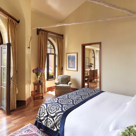 Hotel Four Seasons At Sultanahmet 5*